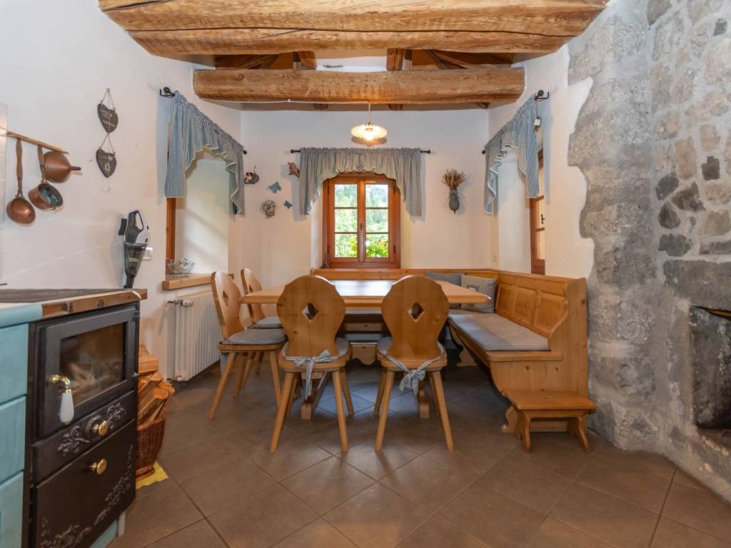 casa indipendente in vendita a Rocca Pietore in zona Sottoguda