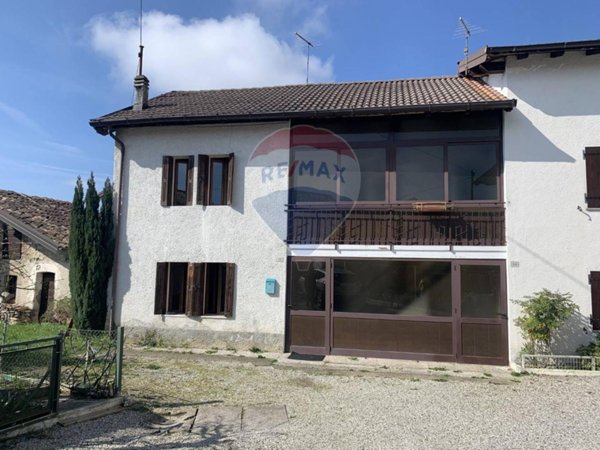 appartamento in vendita a San Gregorio nelle Alpi in zona Muiach