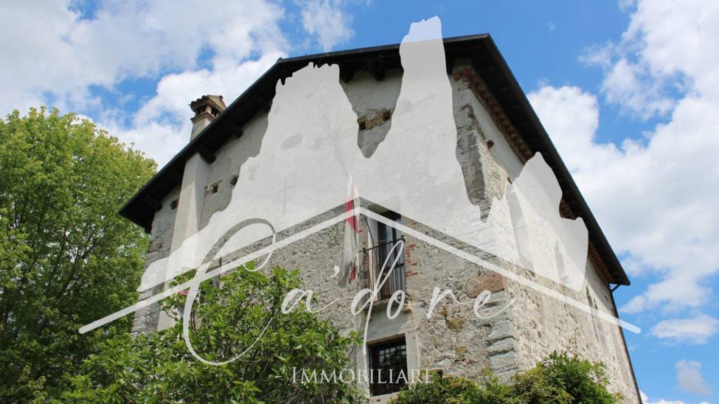 casa indipendente in vendita a San Gregorio nelle Alpi in zona Paderno