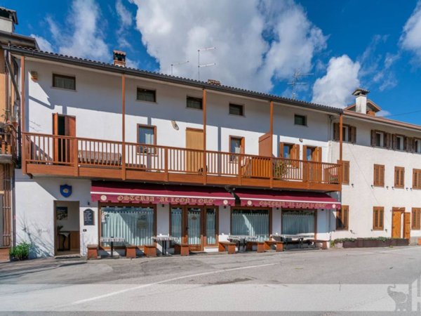 negozio in vendita a San Gregorio nelle Alpi