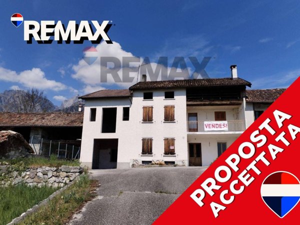 appartamento in vendita a San Gregorio nelle Alpi in zona Roncoi