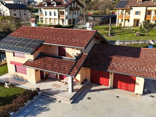 casa indipendente in vendita a San Gregorio nelle Alpi in zona Muiach