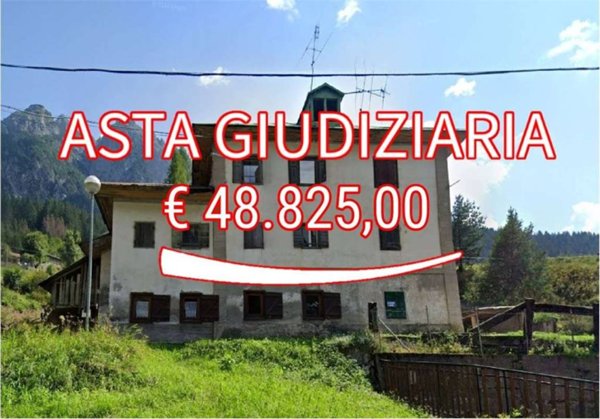 casa semindipendente in vendita a San Pietro di Cadore in zona Presenaio