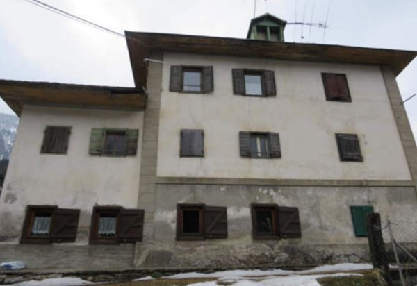 casa indipendente in vendita a San Pietro di Cadore in zona Presenaio