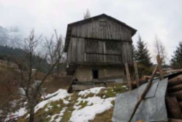 locale di sgombero in vendita a San Pietro di Cadore