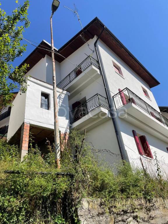 casa indipendente in vendita a San Pietro di Cadore