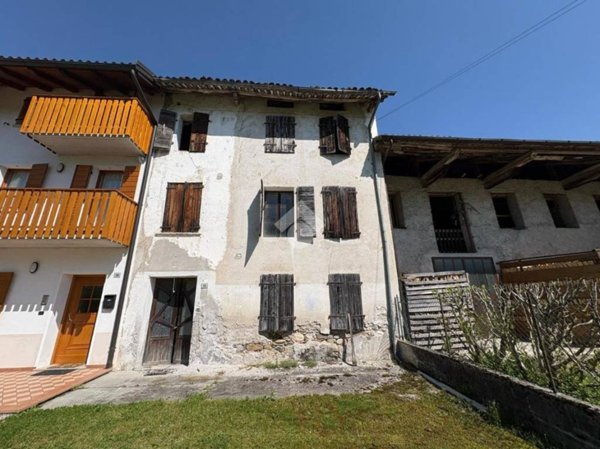 quadrivano in vendita a Santa Giustina