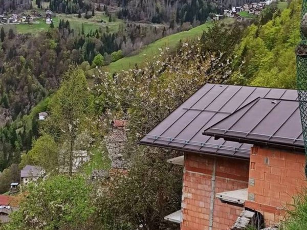 casa indipendente in vendita a San Tomaso Agordino in zona Piaia