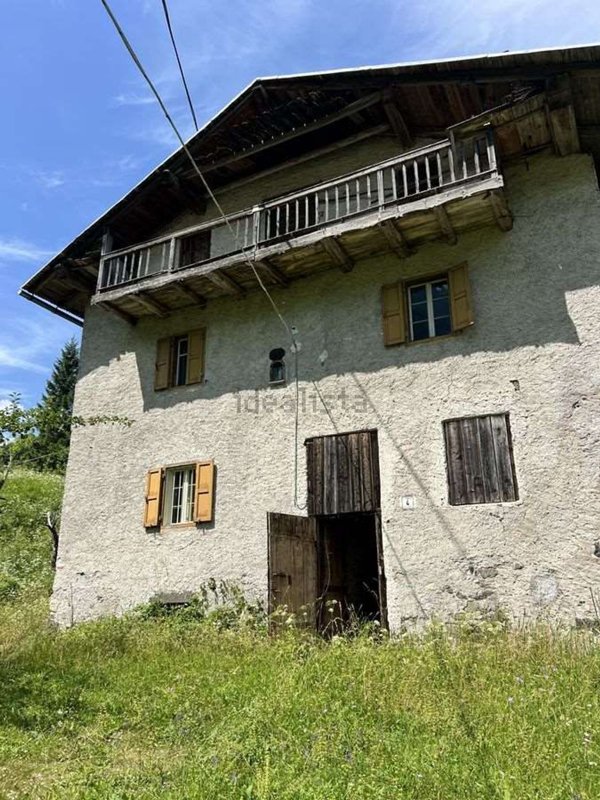 casa indipendente in vendita a San Tomaso Agordino