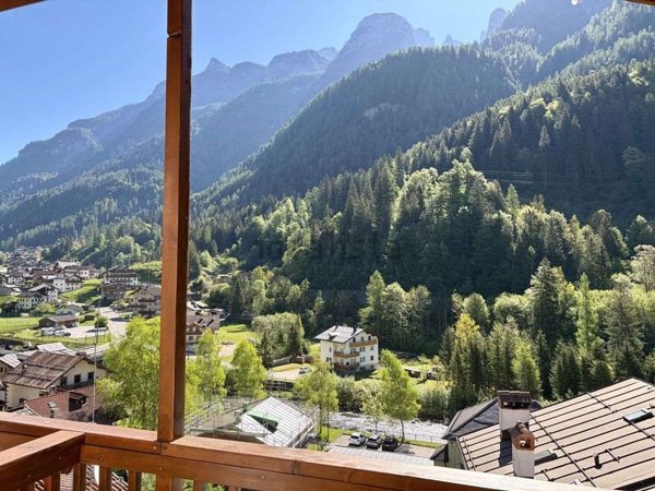 appartamento in vendita a San Tomaso Agordino in zona Avoscan
