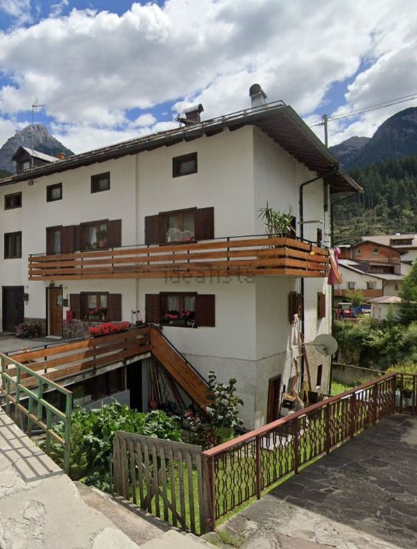 casa indipendente in vendita a Santo Stefano di Cadore in zona Campolongo