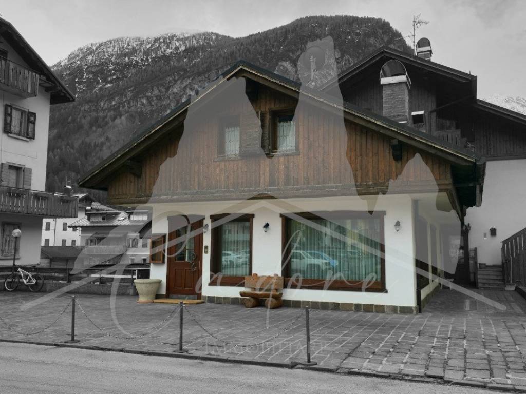 intera palazzina in vendita a Santo Stefano di Cadore