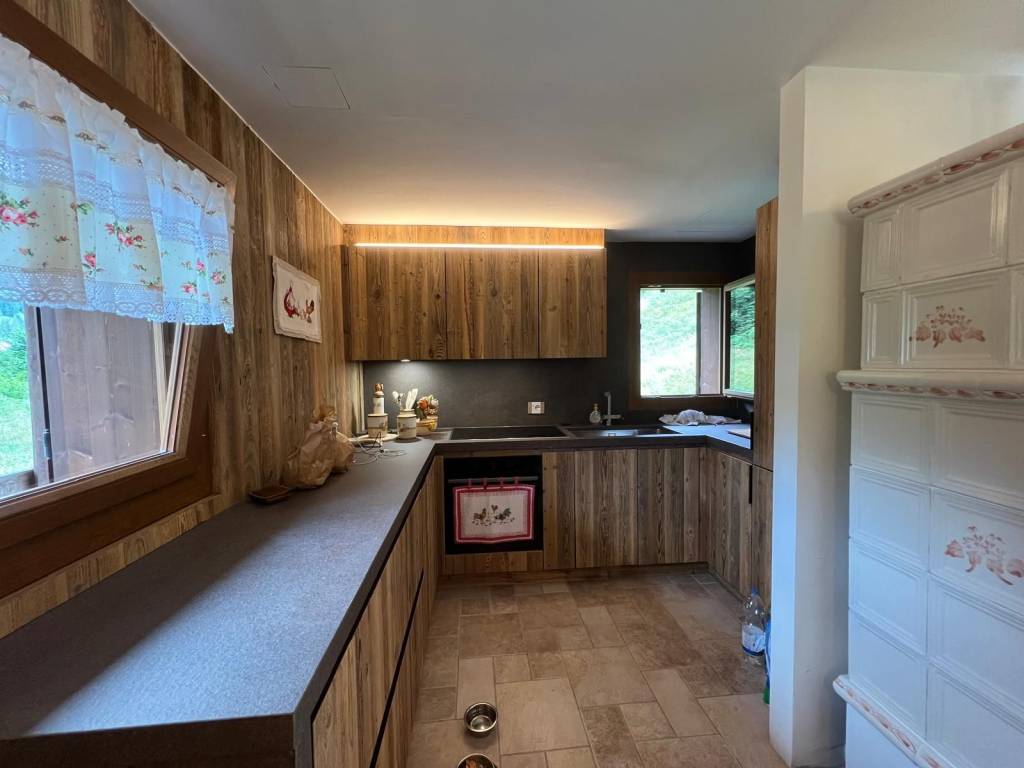 casa indipendente in vendita a Santo Stefano di Cadore