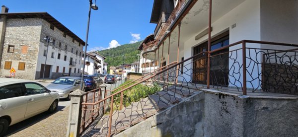 casa indipendente in vendita a Santo Stefano di Cadore in zona Campolongo