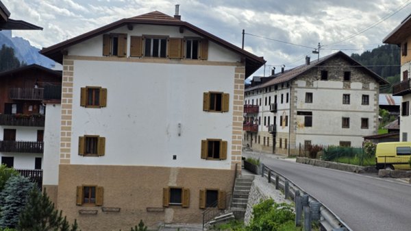 casa semindipendente in vendita a Santo Stefano di Cadore in zona Campolongo