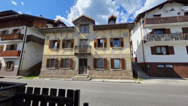 casa indipendente in vendita a Santo Stefano di Cadore in zona Campolongo
