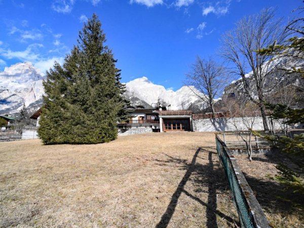 terreno edificabile in vendita a San Vito di Cadore