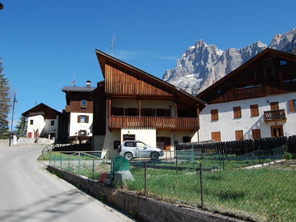 casa indipendente in vendita a San Vito di Cadore