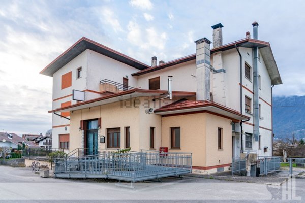 locale commerciale in vendita a Sedico