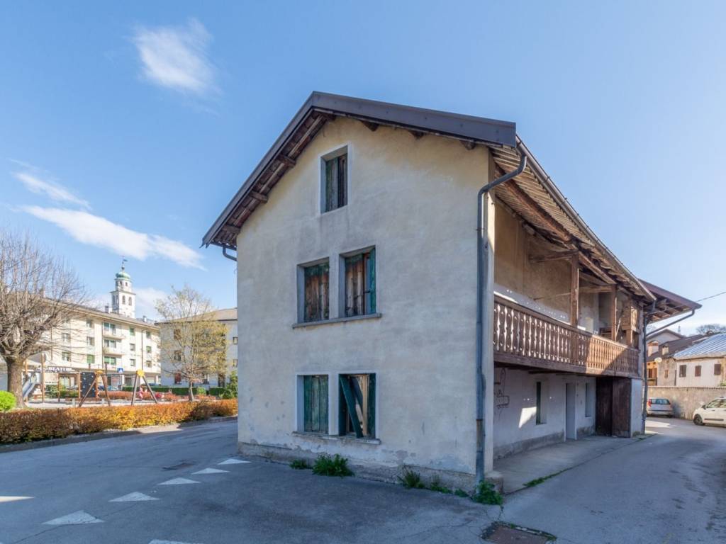 casa indipendente in vendita a Sedico