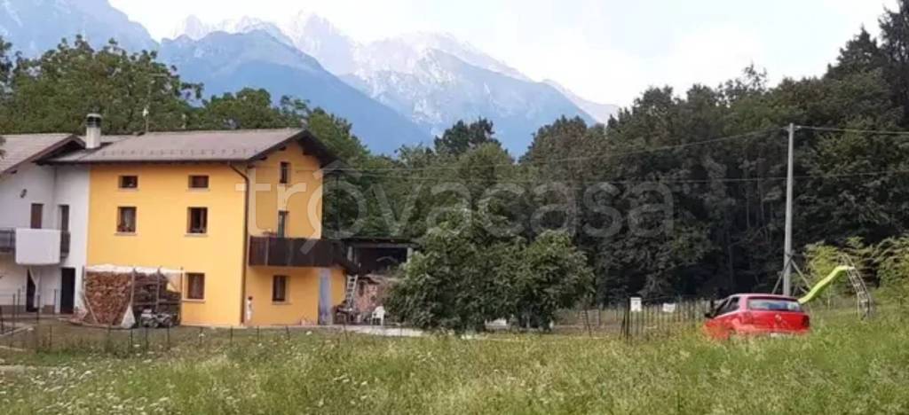 casa indipendente in vendita a Sedico