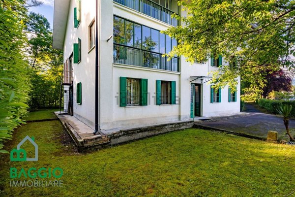 casa indipendente in vendita a Sedico in zona Seghe di Villa