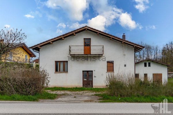 casa indipendente in vendita a Sedico