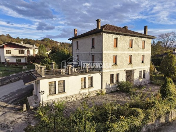 casa indipendente in vendita a Sedico in zona Mas