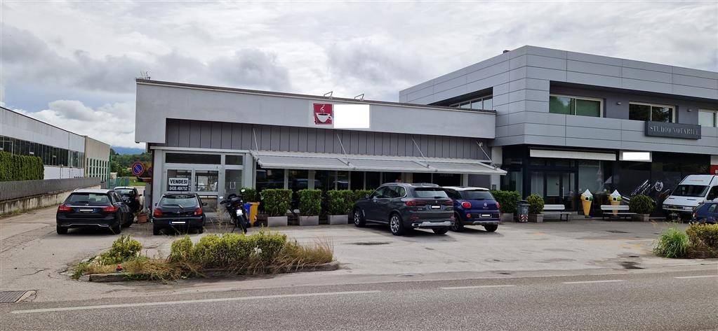 negozio in vendita a Sedico