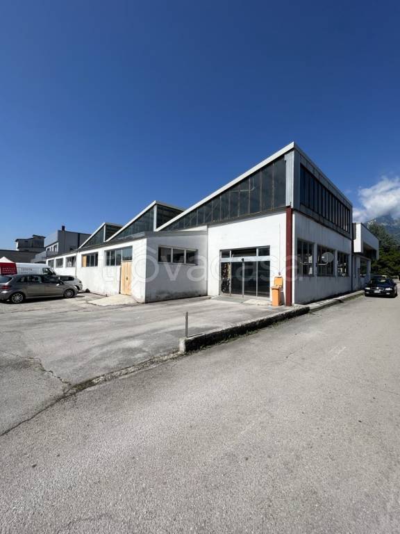 negozio in vendita a Sedico