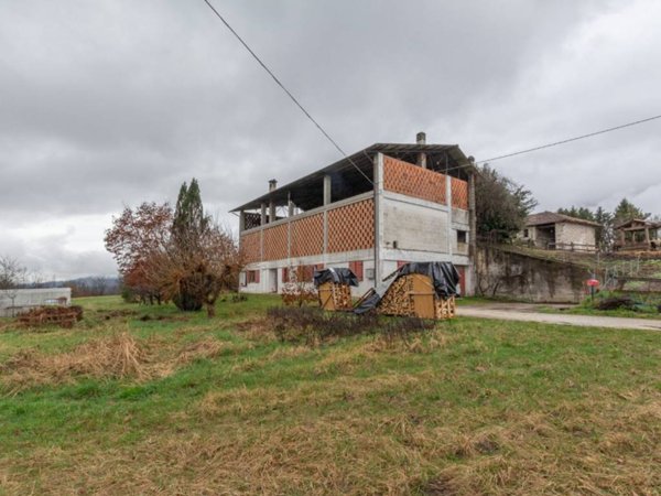 casa indipendente in vendita a Sedico in zona Roe Alte