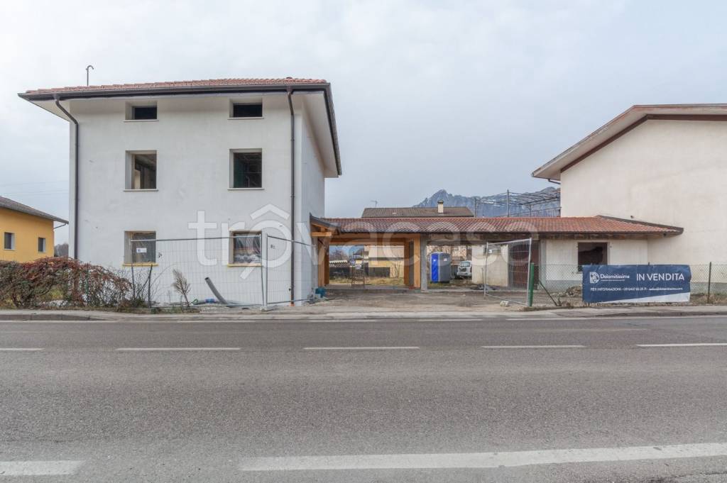 casa indipendente in vendita a Sedico in zona Mas