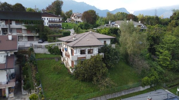 casa indipendente in vendita a Sedico in zona Bribano