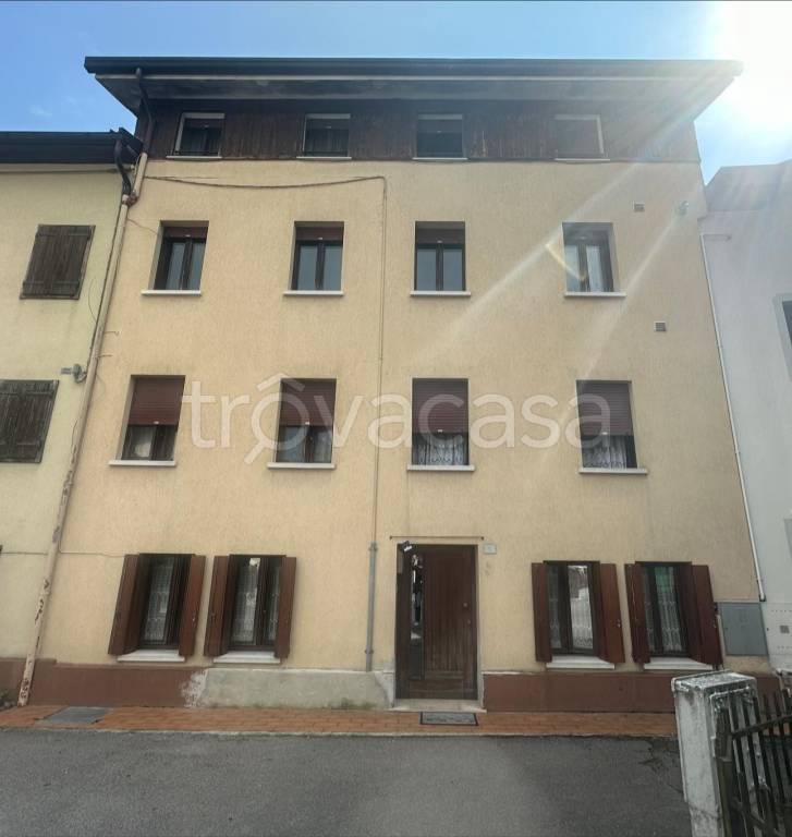 appartamento in vendita a Sedico in zona Bribano