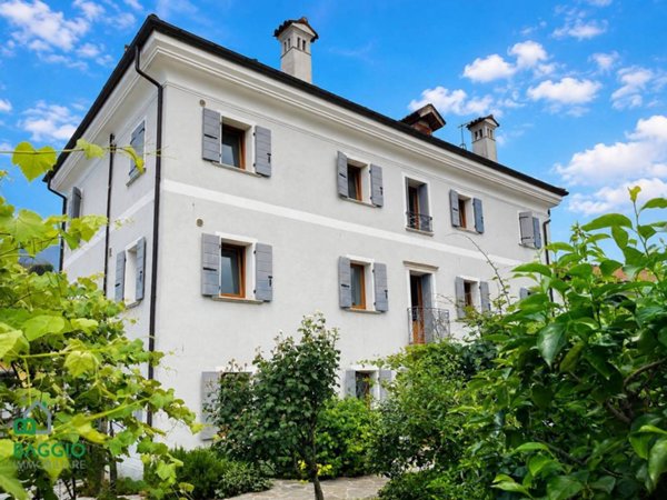 casa indipendente in vendita a Sedico in zona Meli