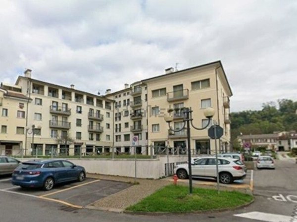 box auto in vendita a Sedico in zona Meli