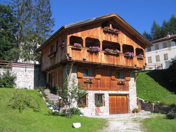 casa indipendente in vendita a Selva di Cadore in zona Santa Fosca