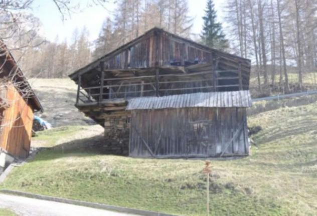 locale commerciale in vendita a Selva di Cadore