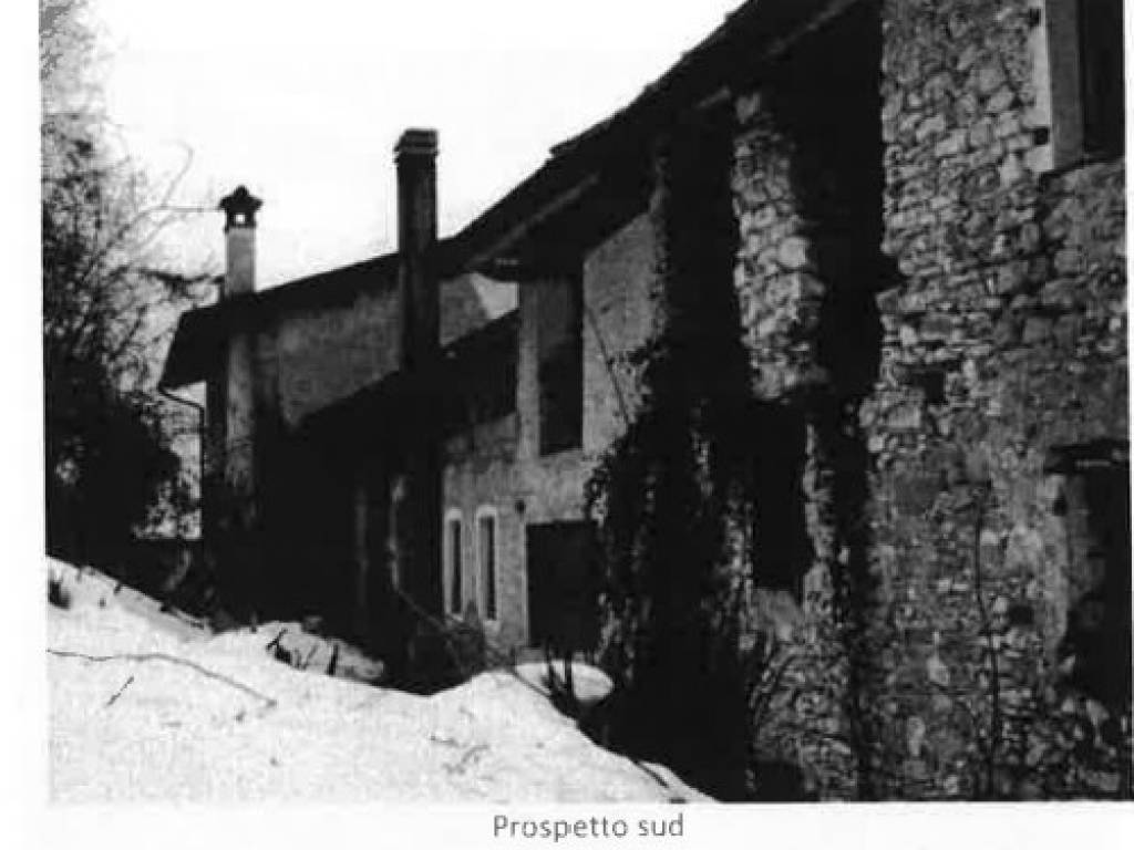casa indipendente in vendita a Seren del Grappa