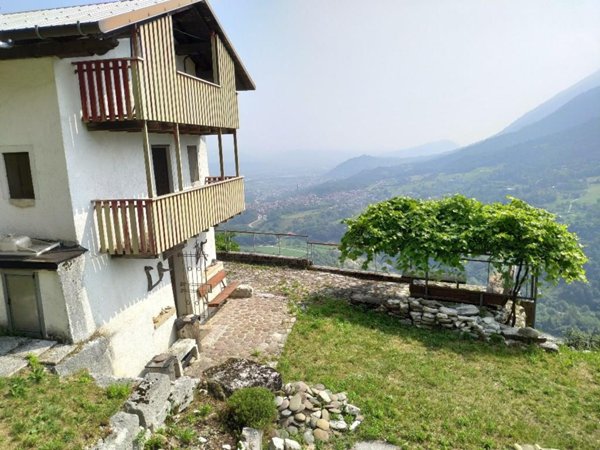 casa indipendente in vendita a Seren del Grappa