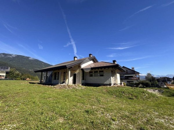 casa indipendente in vendita a Seren del Grappa in zona Rasai