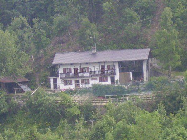 casa indipendente in vendita a Seren del Grappa in zona Rasai
