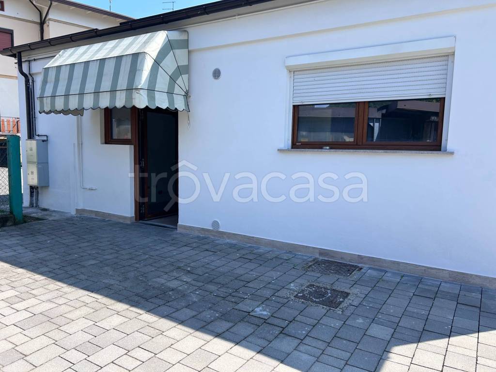 appartamento in vendita a Seren del Grappa in zona Caupo