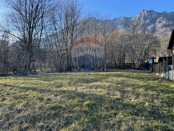 negozio in vendita a Sospirolo in zona Susin