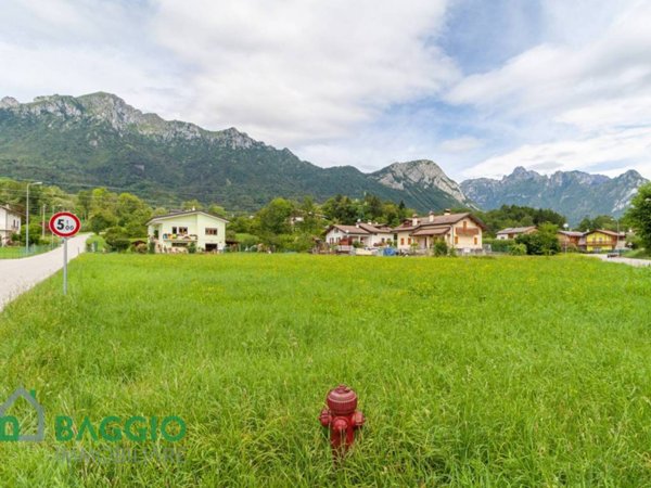terreno edificabile in vendita a Sospirolo in zona Oregne