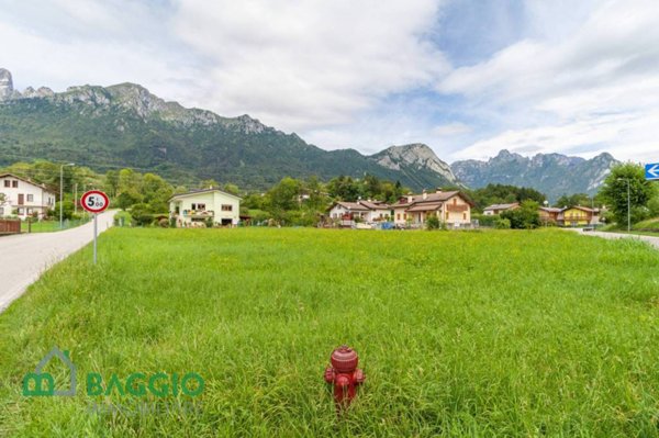 casa indipendente in vendita a Sospirolo in zona Oregne