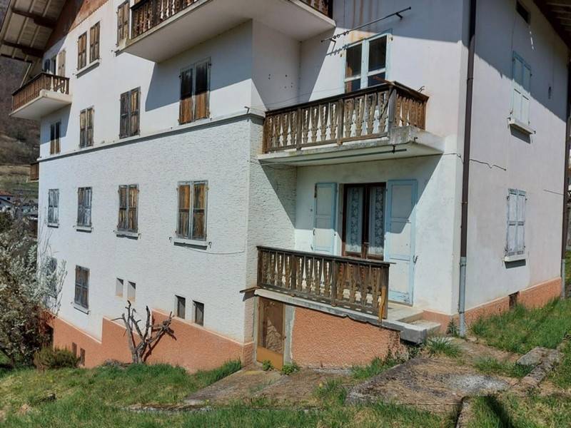 appartamento in vendita a Sovramonte in zona Moline