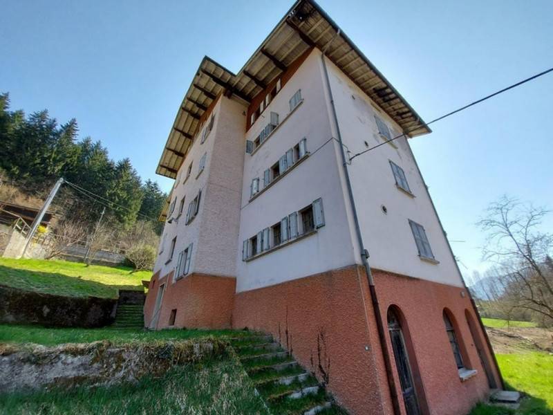 appartamento in vendita a Sovramonte in zona Moline