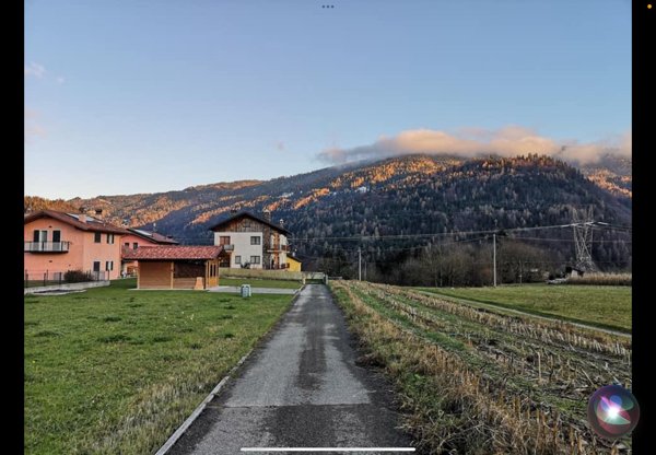 casa indipendente in vendita a Sovramonte in zona Sorriva