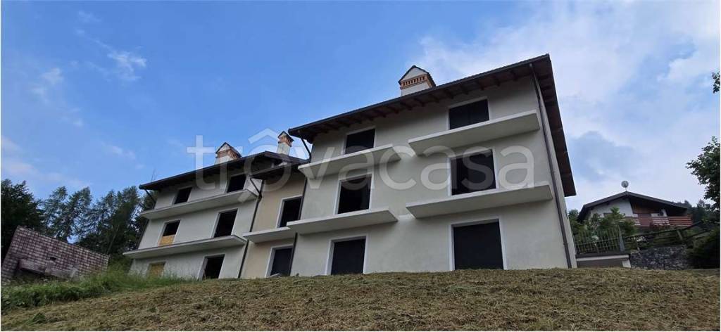 casa indipendente in vendita a Sovramonte